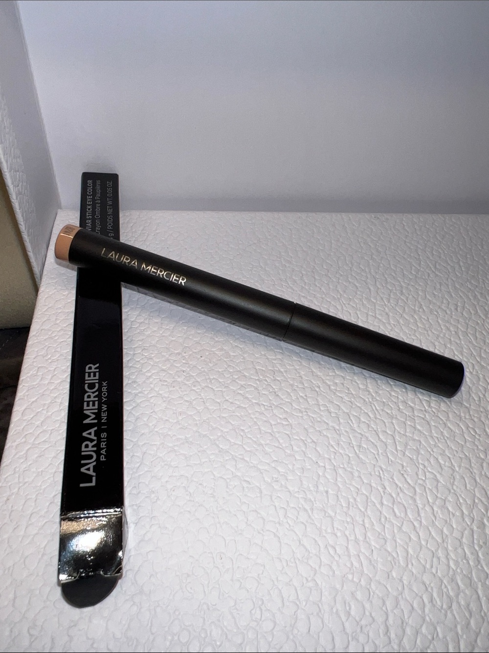 Laura Mercier Caviar Stick Eye Colour in Dune